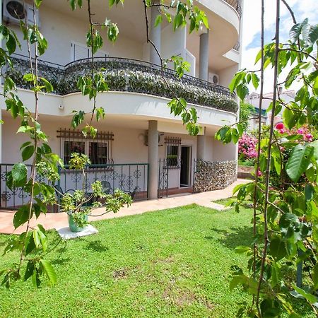 Apartments Cvjetni Dvori Makarska Eksteriør bilde