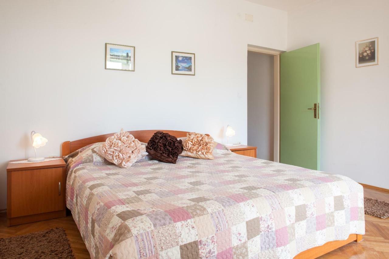 Apartments Cvjetni Dvori Makarska Eksteriør bilde