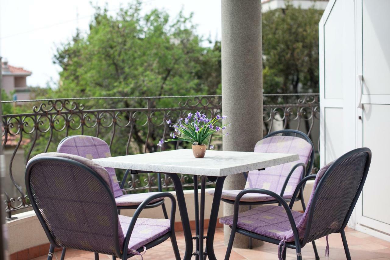Apartments Cvjetni Dvori Makarska Eksteriør bilde