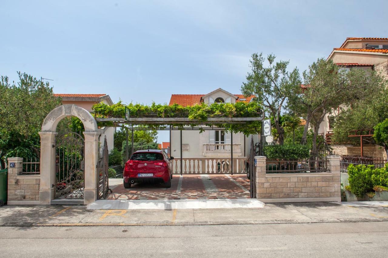 Apartments Cvjetni Dvori Makarska Eksteriør bilde