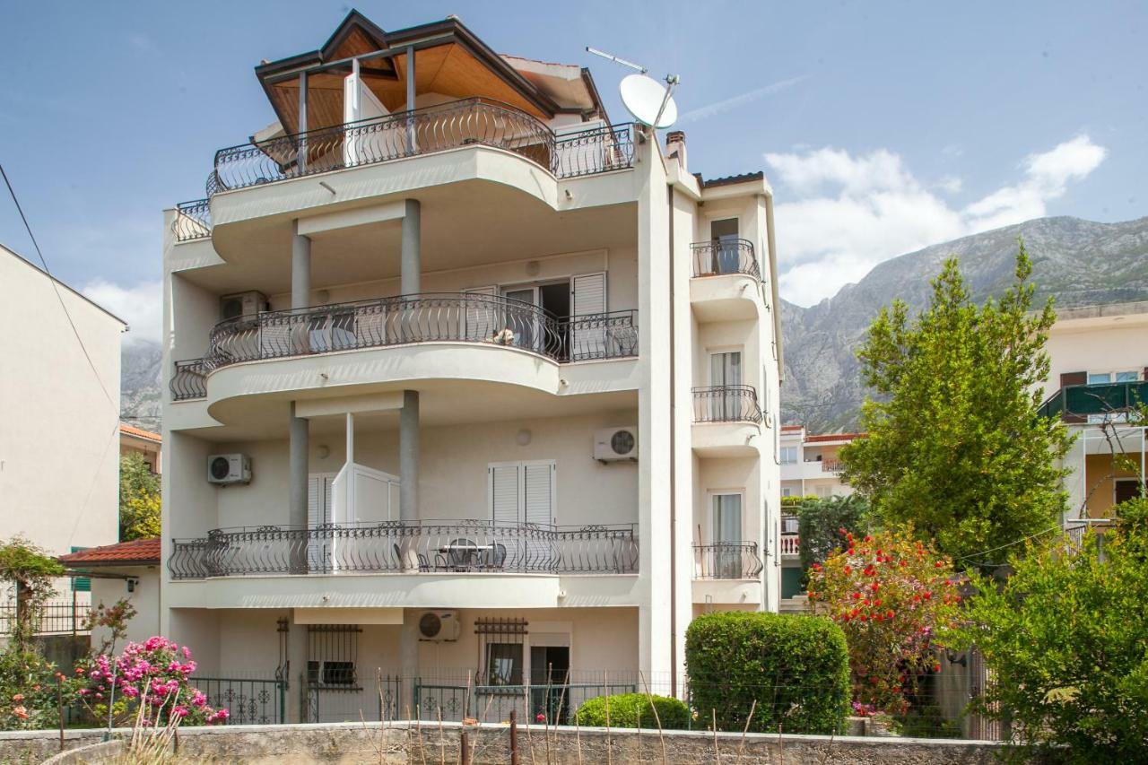 Apartments Cvjetni Dvori Makarska Eksteriør bilde