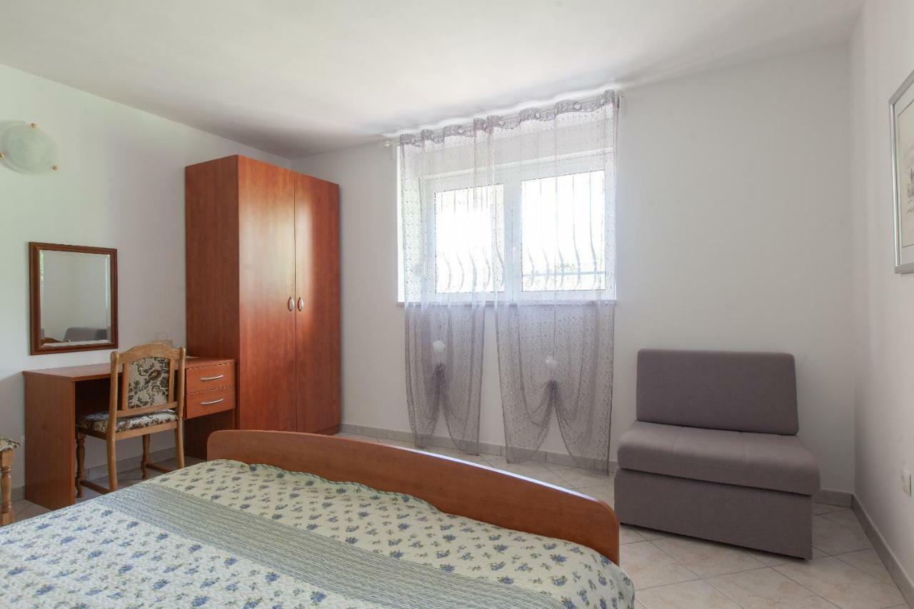 Apartments Cvjetni Dvori Makarska Eksteriør bilde